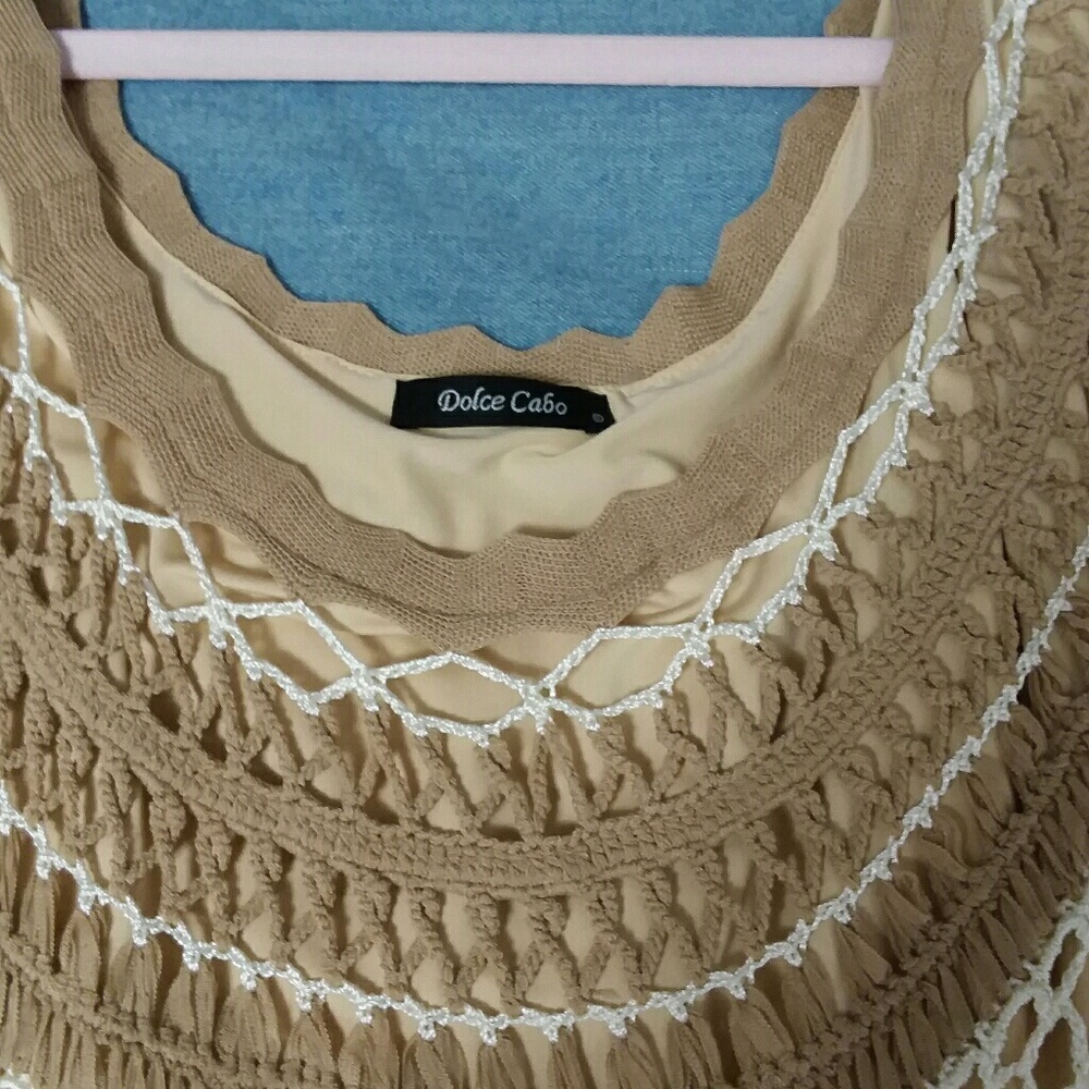 Dolce Cabo | Lined Crochet Top - Picture 3 of 3